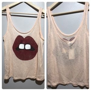 H&M gap tooth mouth Tank size L